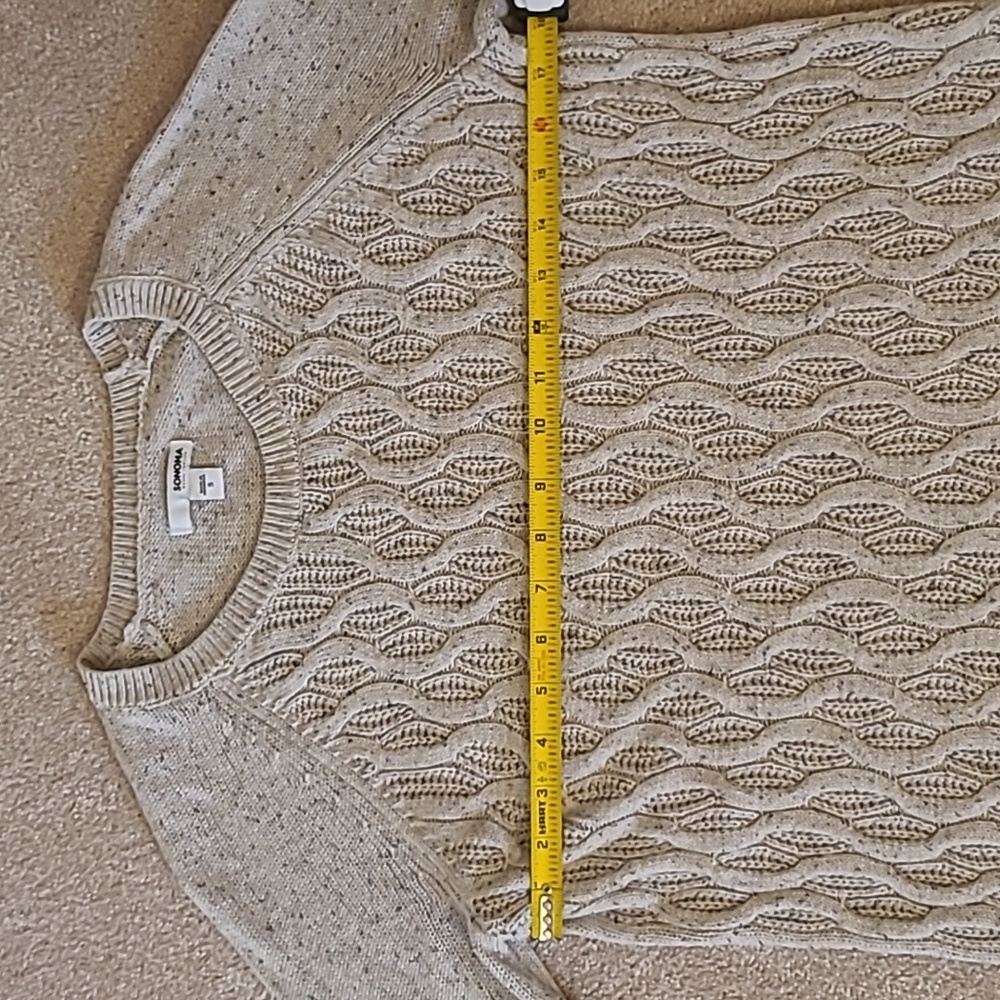 Cream colored Sonoma Ladie's Small knit sweater